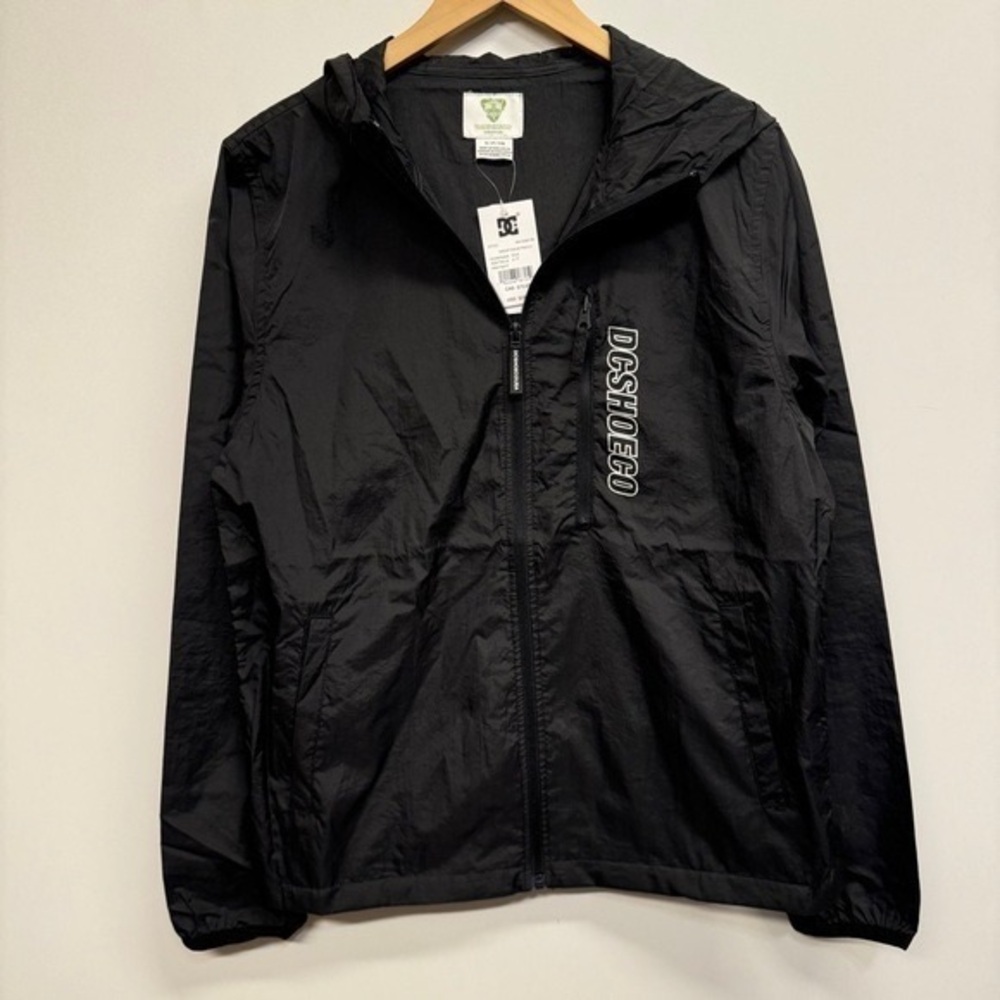 DC Windbreaker Size Small
